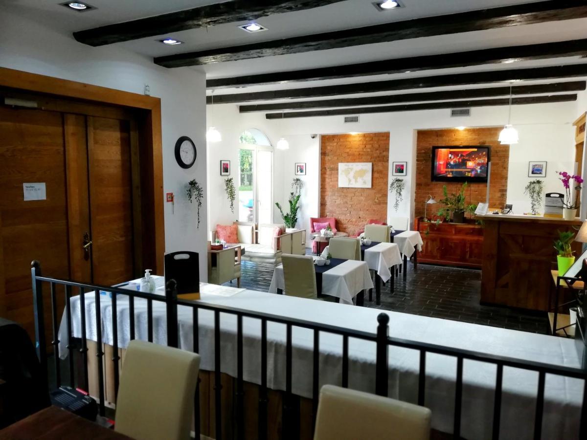 Hotel Great Polonia Center 3*